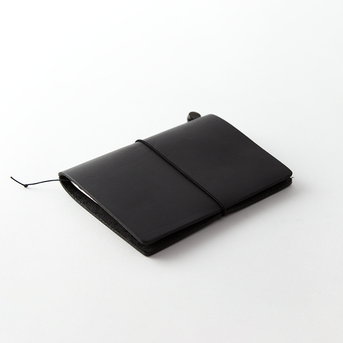 TRAVELER'S Notebook <Passport Size> Black <Basic Item>