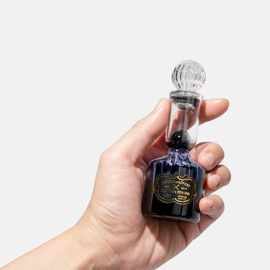 glass bottle ink / green