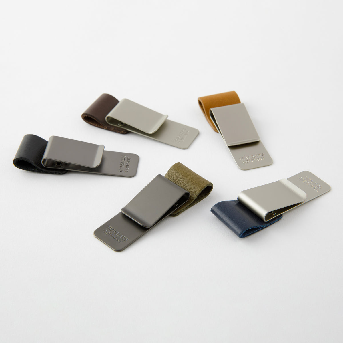 TRAVELER’S notebook Pen Holder <M> Olive