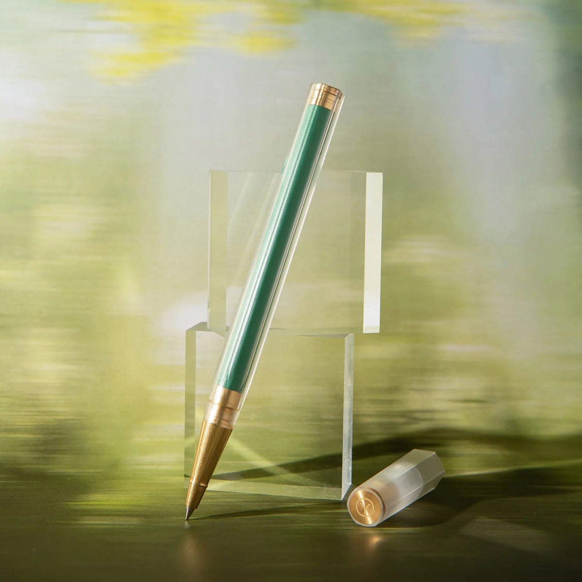 Glamour Evolve - Elemental Rollerball Pen - Clear Green