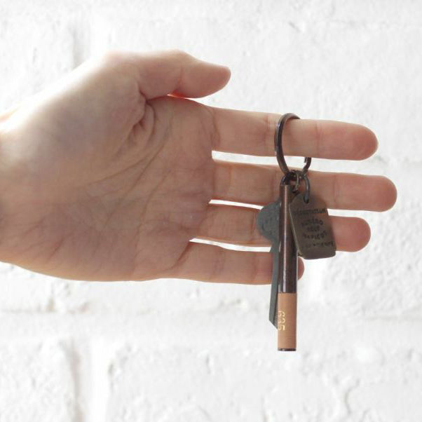 BRASS ROOM NO. KEY-HOLDER RUST BR701