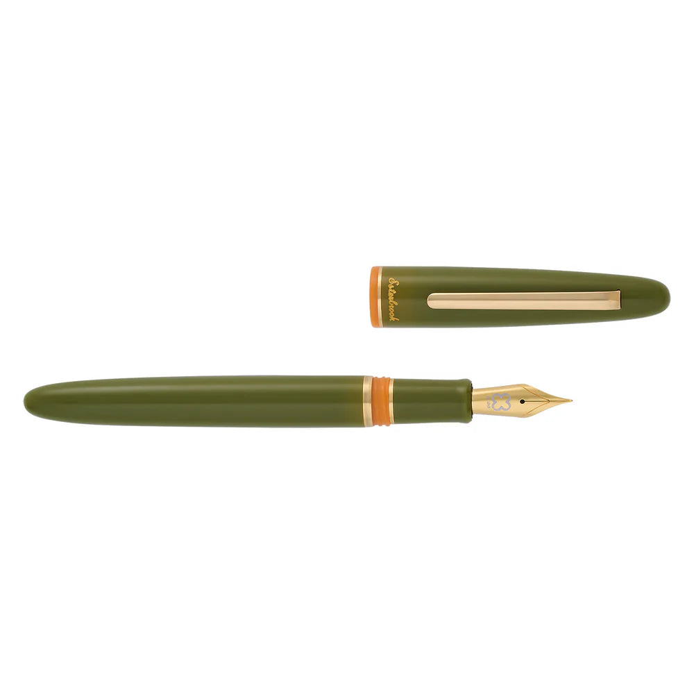 Back to the Lands Estie Fountain Pen / Quirky Leaf / Gold Trim / Piston Filler - M