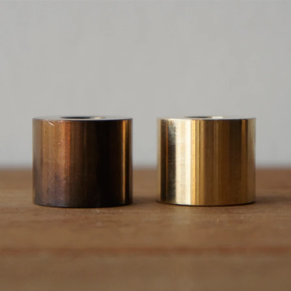 BRASS PEN STAND SOLID