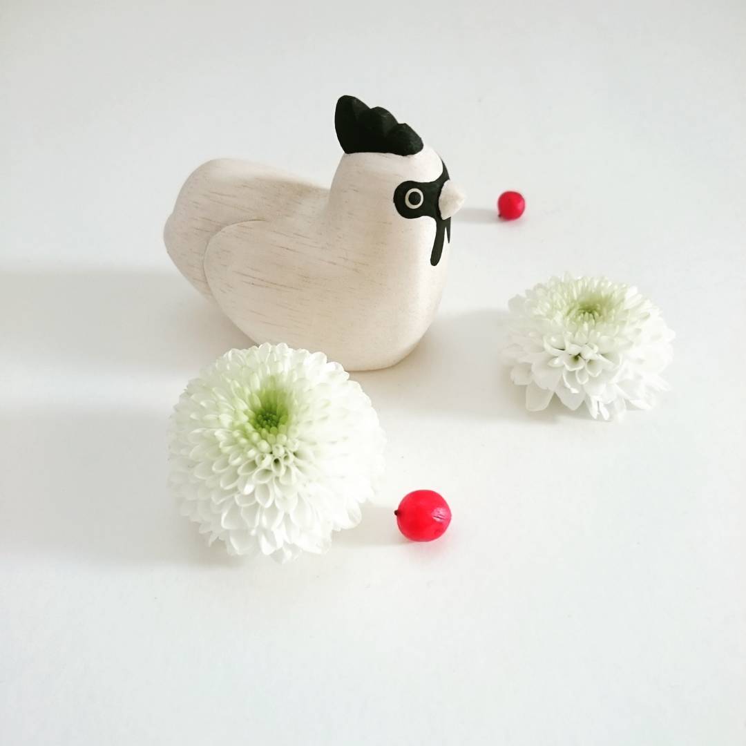 Pole pole wooden animal family Chicken