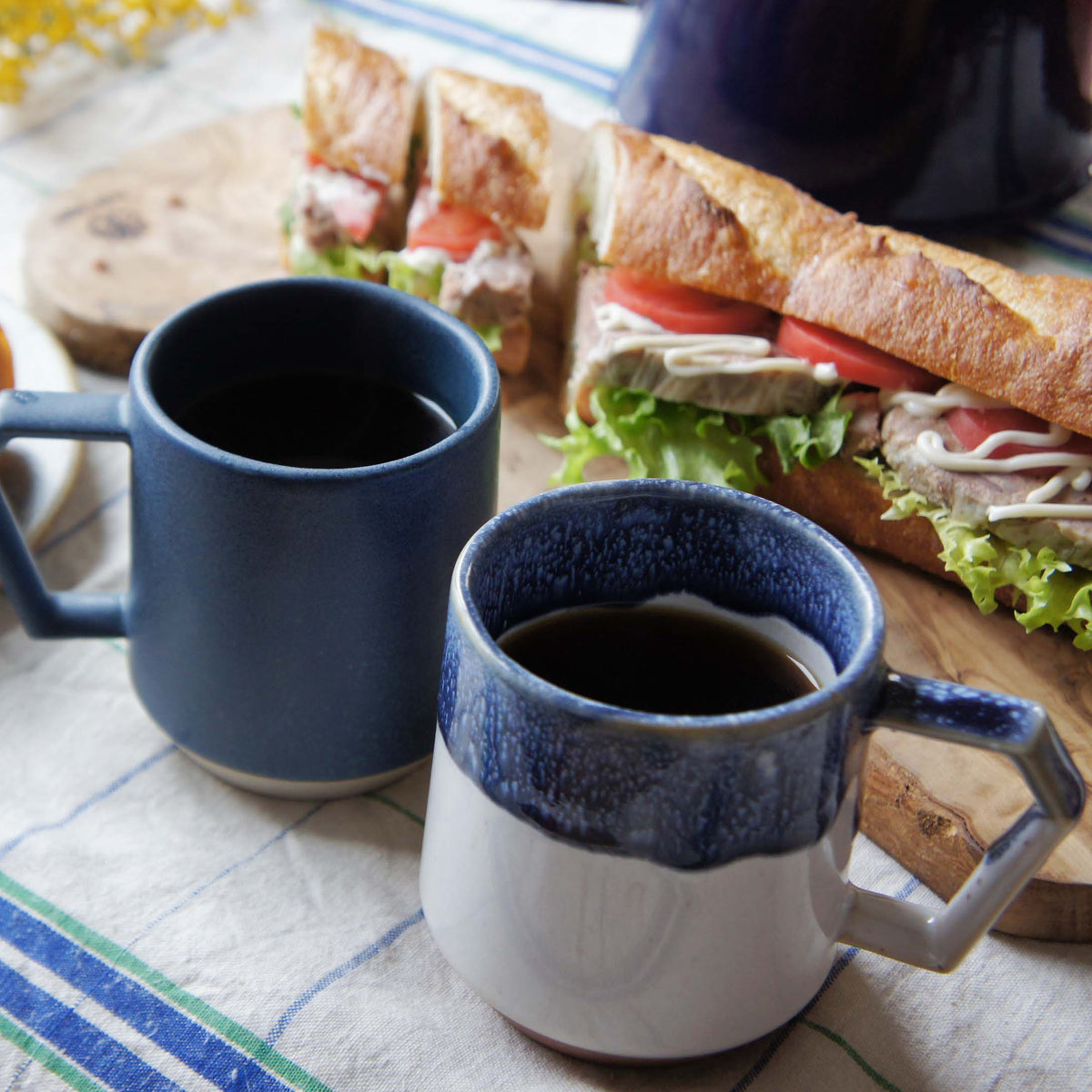 CHIPS MUG - white-navy drop