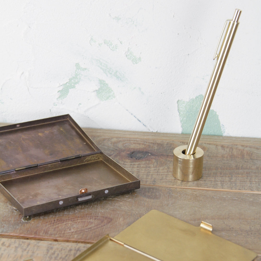 BRASS TRAY RUST