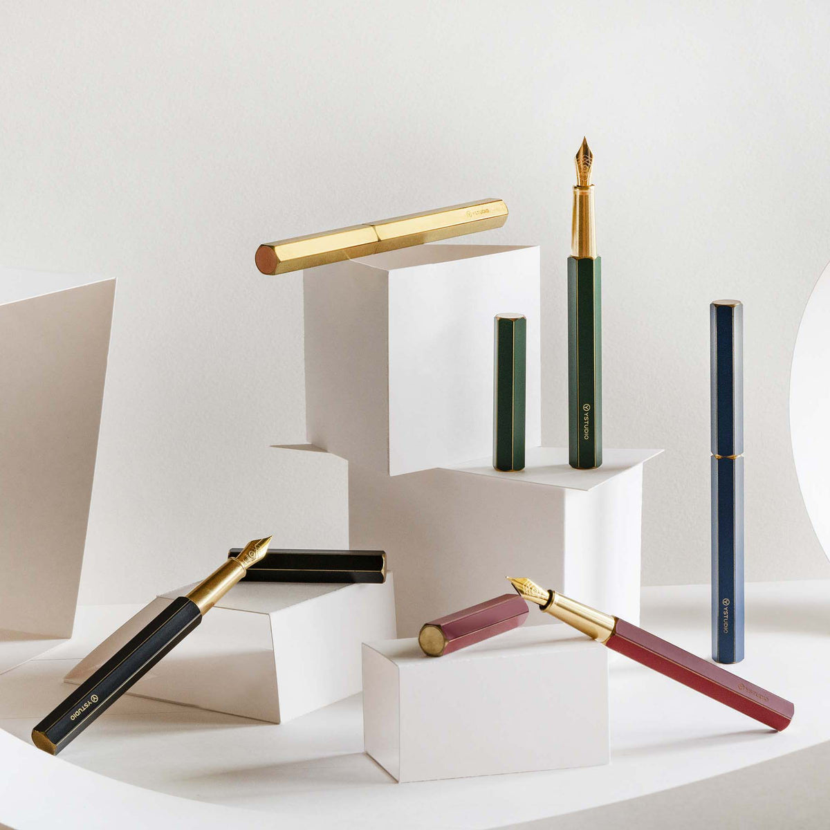 Classic Revolve-Fountain Pen (Green M)
