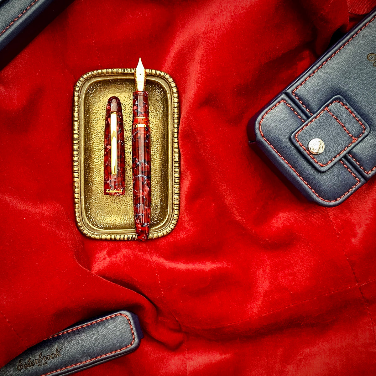 Estie Oversize Scarlet Gold Trim Fountain Pen