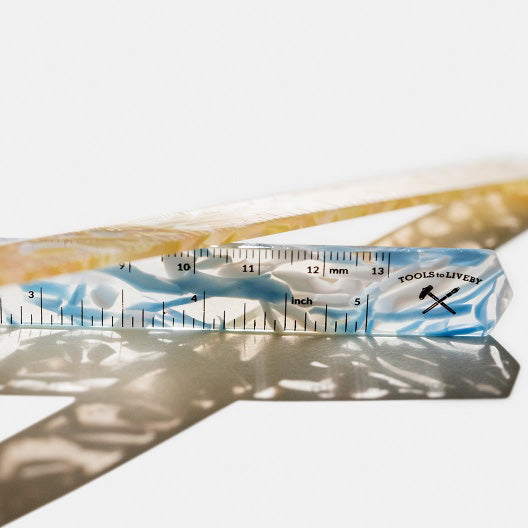 ruler / blue & white