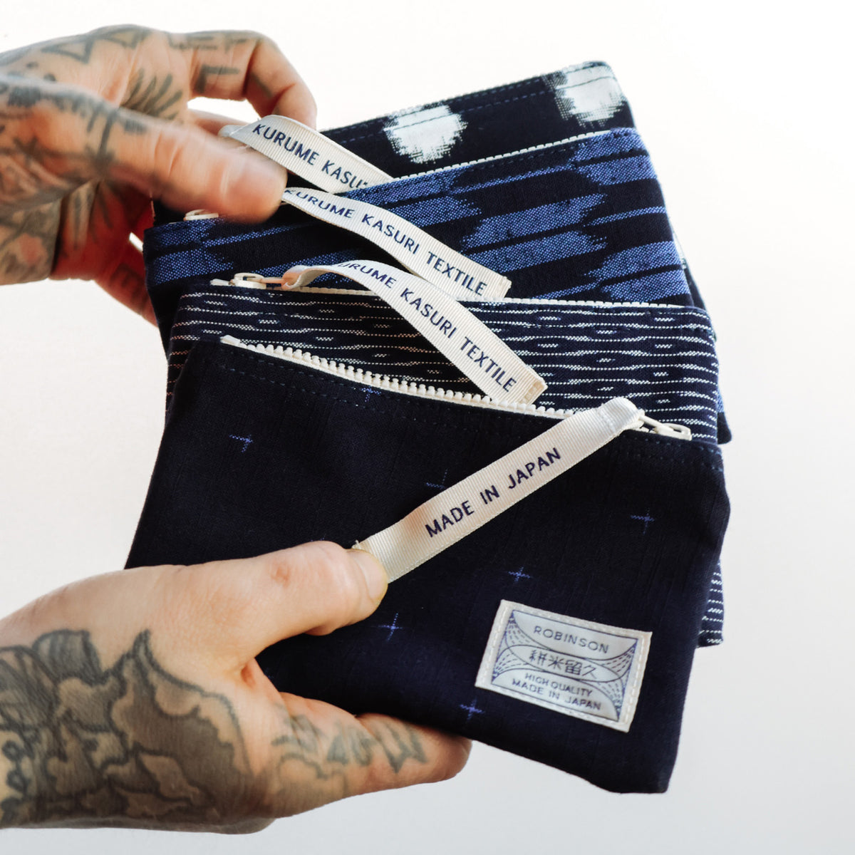 Pouch M Rippling wave Navy/White