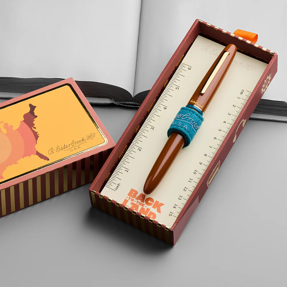 Back to the Lands Estie Fountain Pen / Incredible Rock / Gold Trim - EF