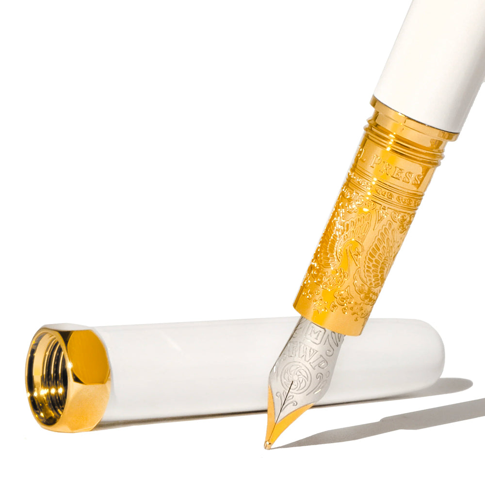 Bjou Fountain Pen - Fabled Feather - Medium