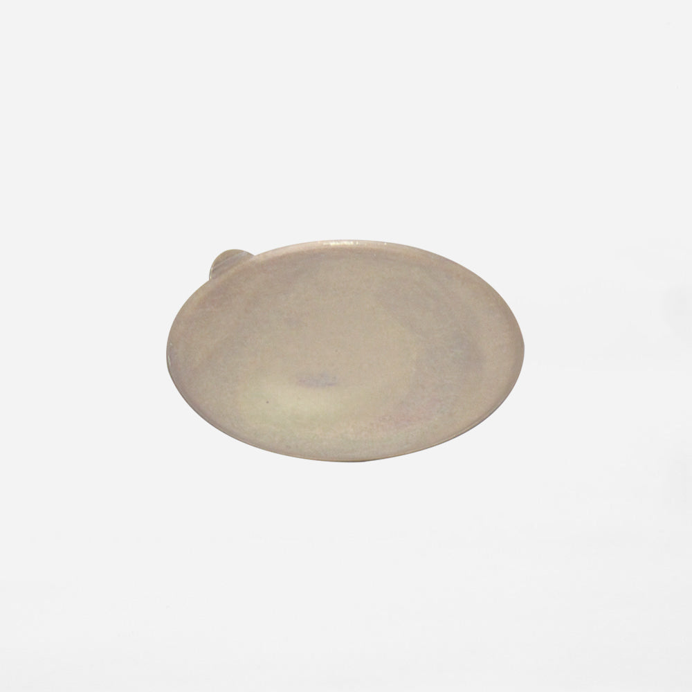 BRASS GRIP CIRCLE PLATE ANTIQUE BRASS