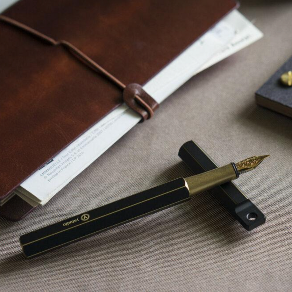 Classic Revolve-Portable Fountain Pen(Black M)