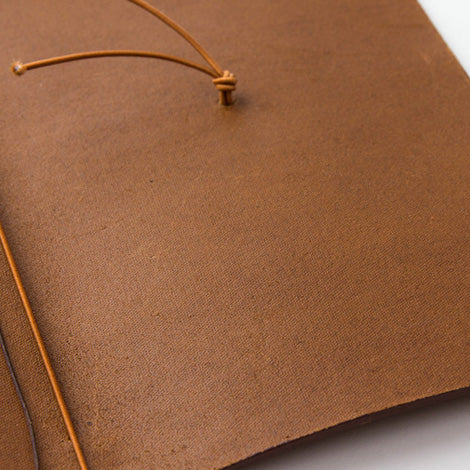 TRAVELER'S notebook Camel  <Basic Item>