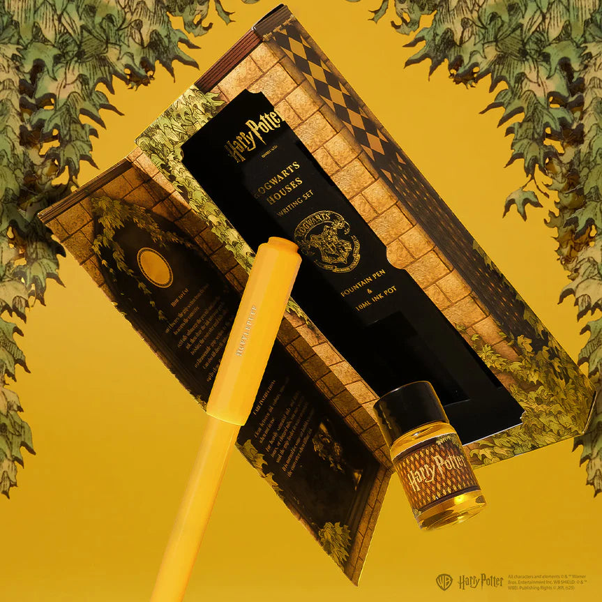 Warner Bros. - Harry Potter - Carousel Fountain Pen and 10ml Ink Set - Hufflepuff