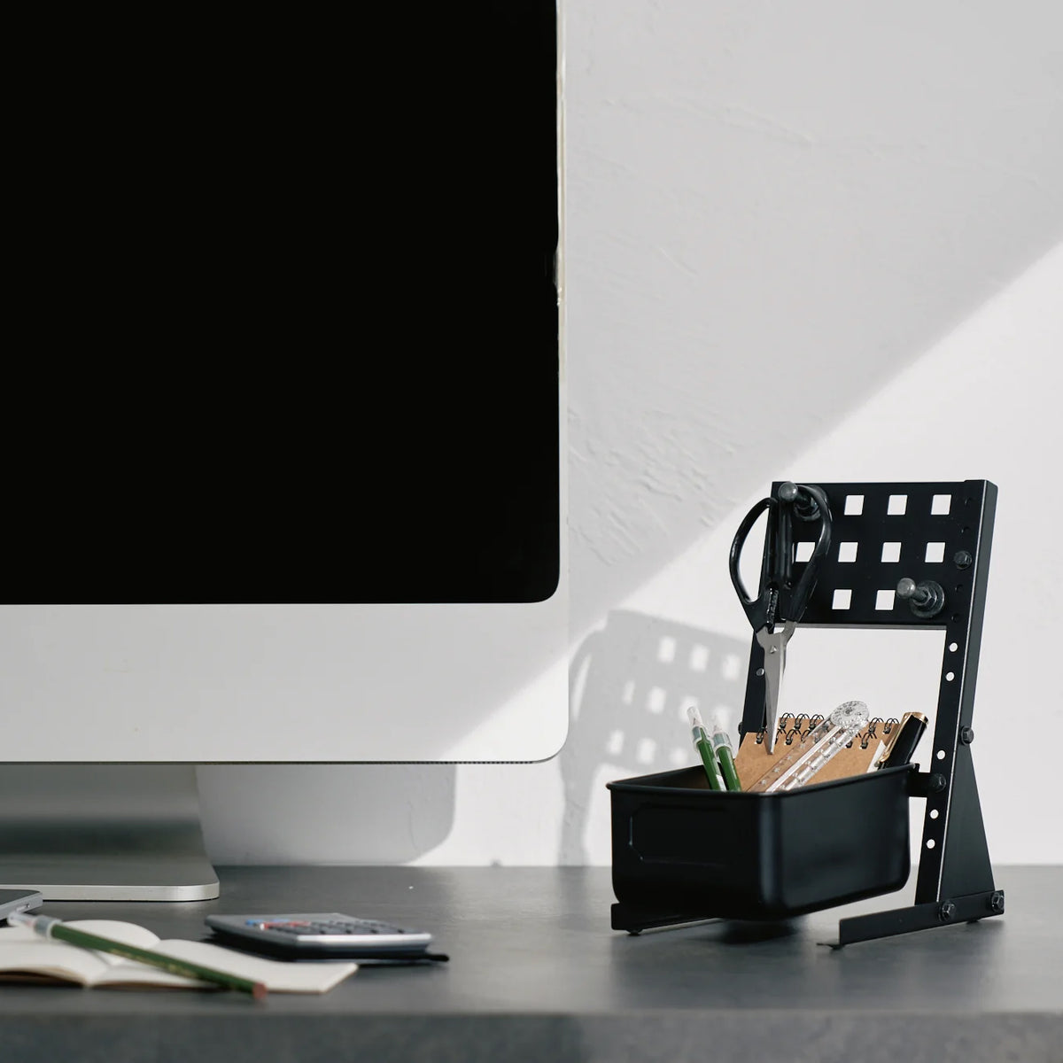 TOYO STEEL HAND-BIN-RACK // BLACK
