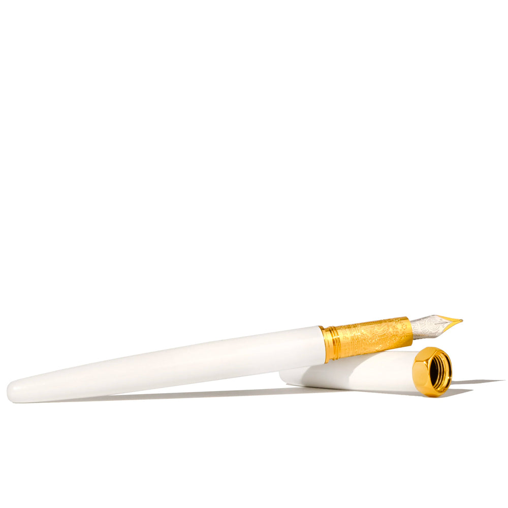 Bjou Fountain Pen - Fabled Feather - Medium