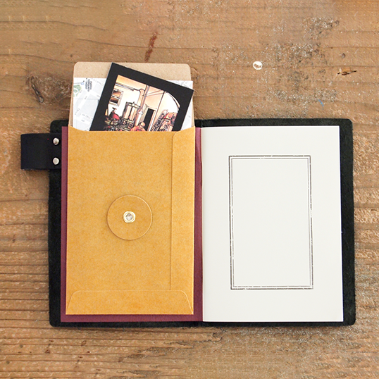 KRAFT ENVELOPE <S> Vertical with String Orange
