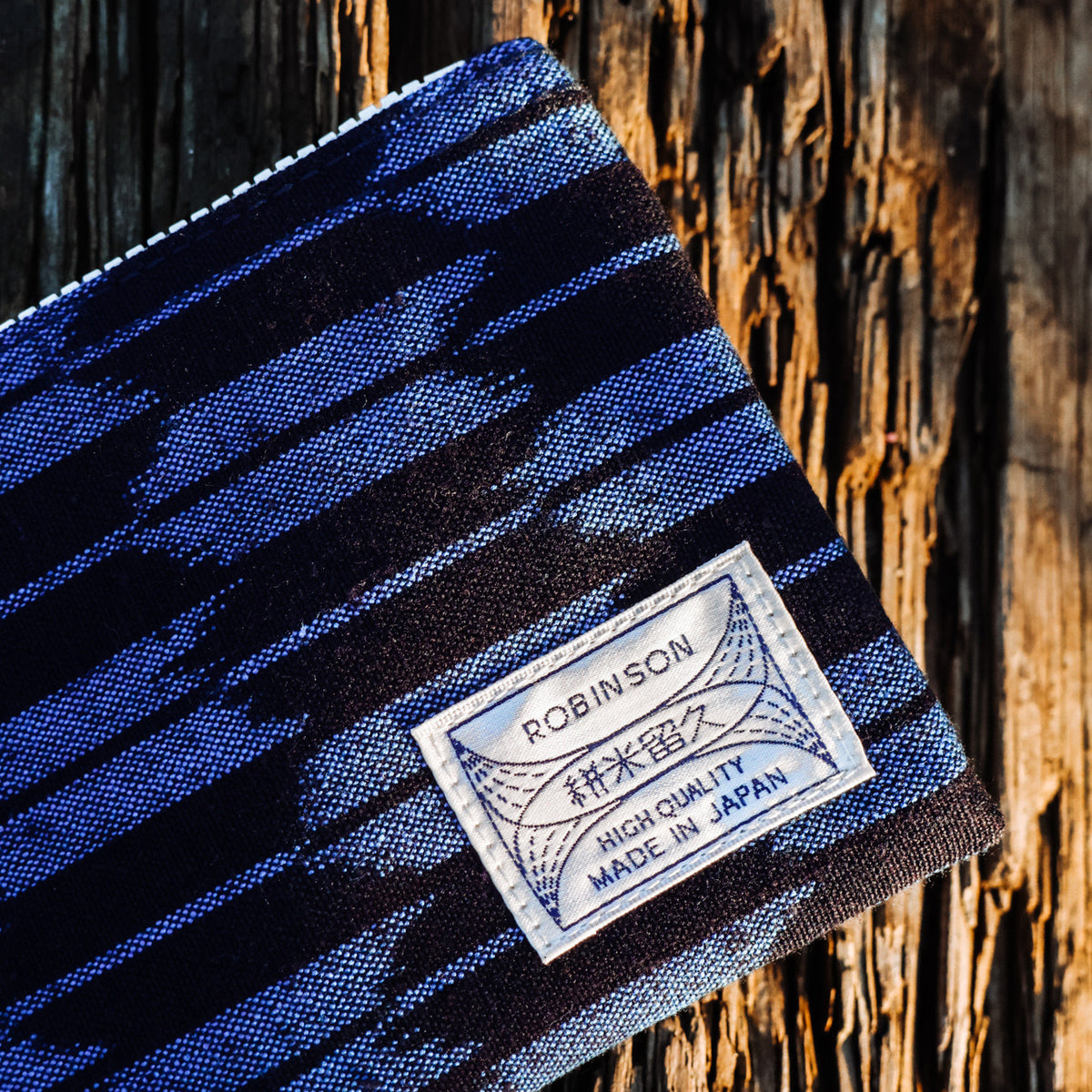 Pouch M Arrow Navy/Blue