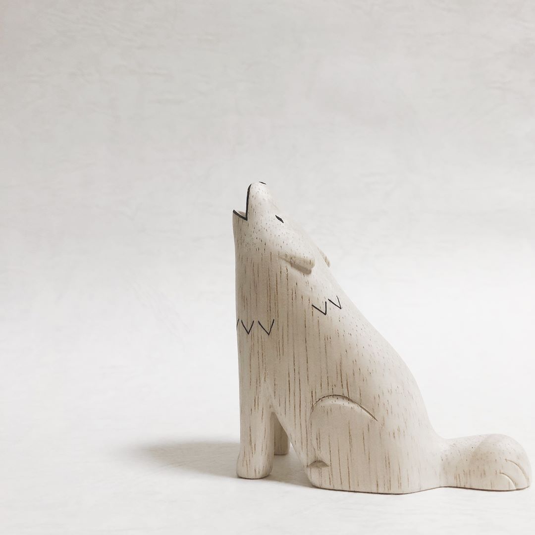 Pole pole wooden animal Wolf
