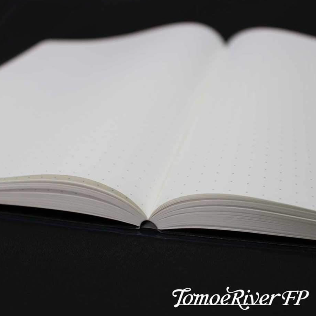 Tomoeriver Notebook hardcover 5mm Dot Grid / A5 / White / 52 g/m2