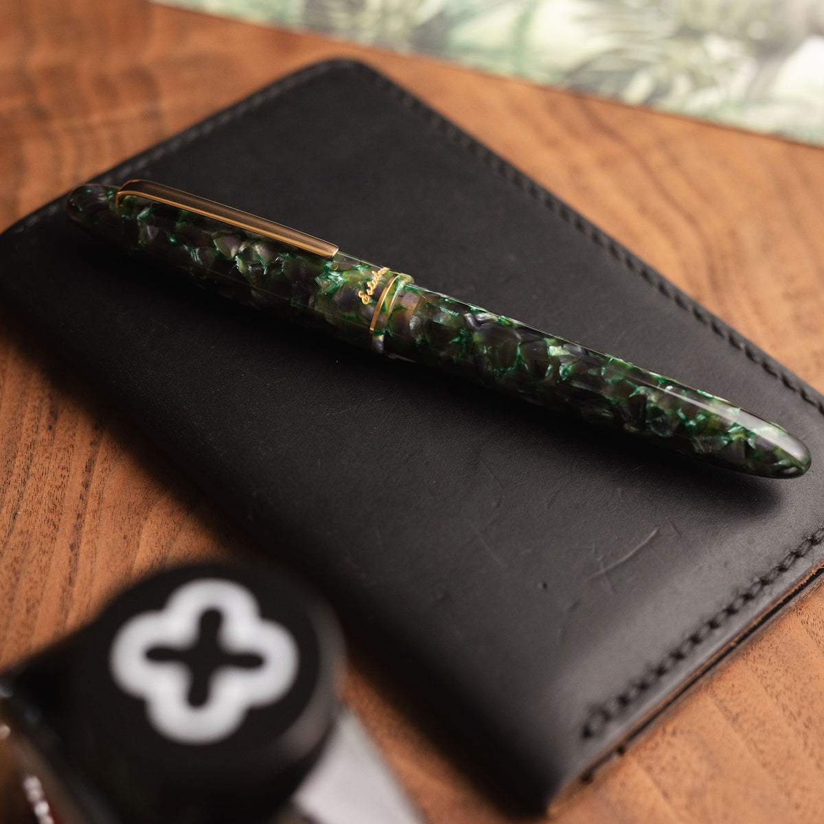 Jurassic Estie - Gold Trim - Rollerball