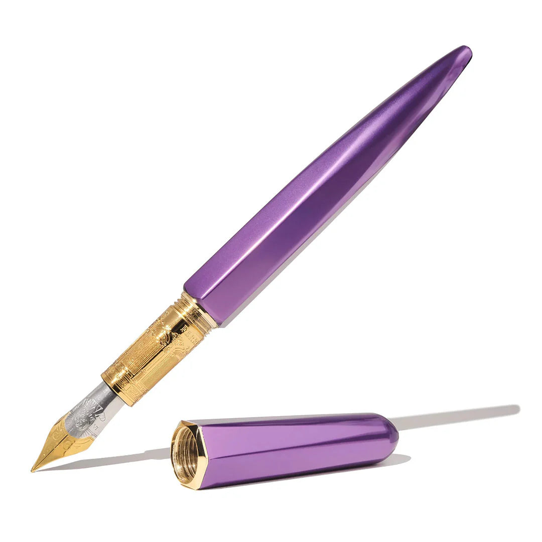 The Marquise Fountain Pen - Aubergine - Medium