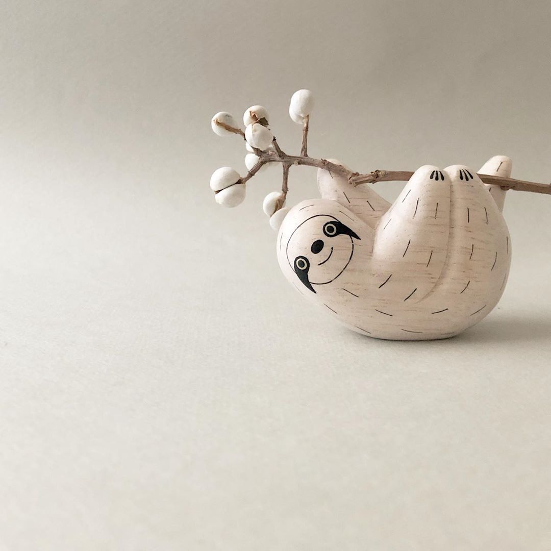 Pole pole wooden animal Sloth